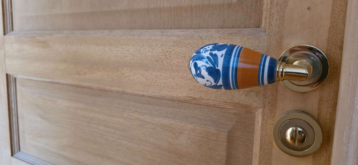 Maison à SAINT-MARTIN-EN-BIERE