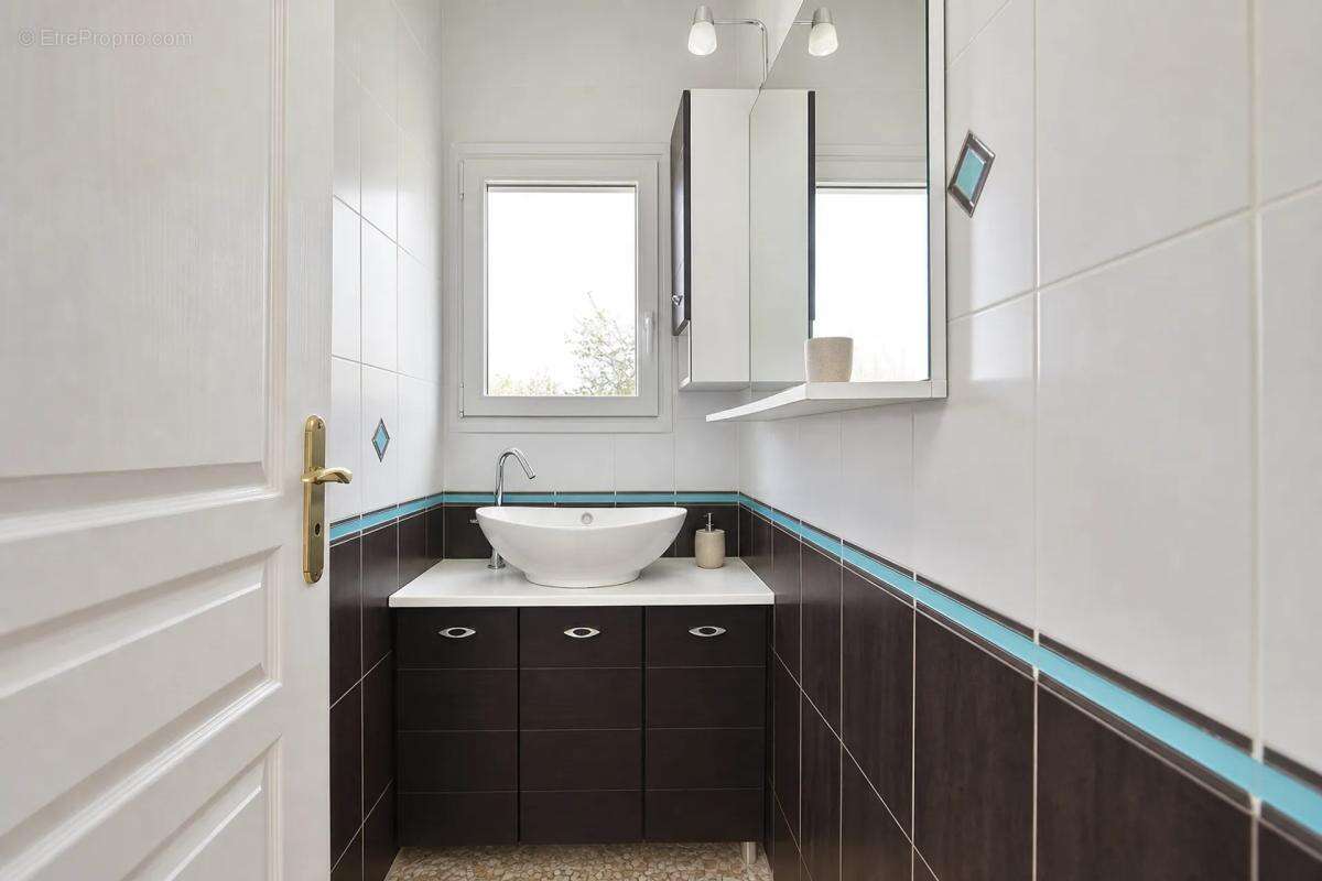 Spacieuse maison 9 pièces à Changé, 207 m² - photo 11