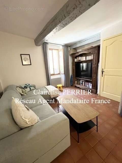 Maison à SILLANS-LA-CASCADE
