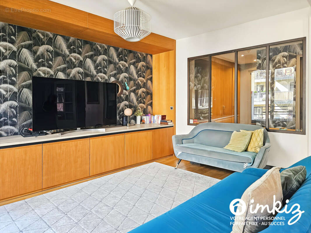 Appartement à PARIS-14E