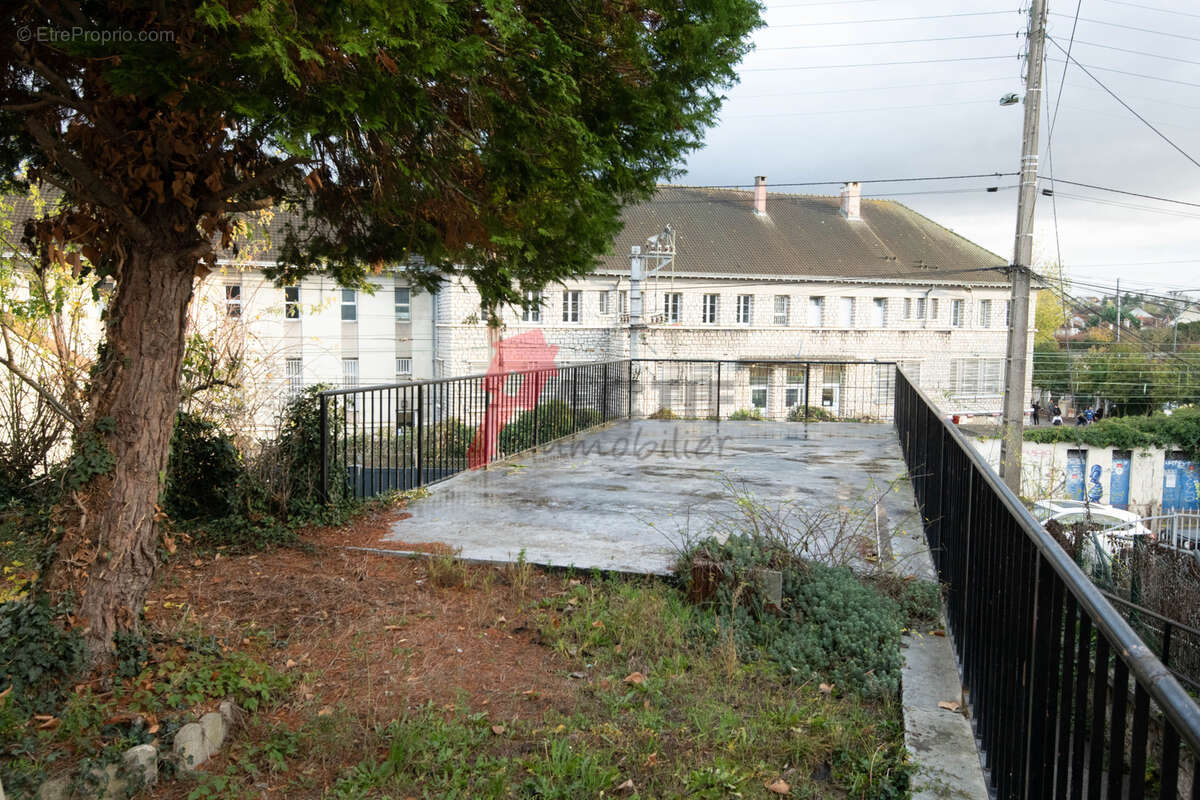 Maison à CORBEIL-ESSONNES