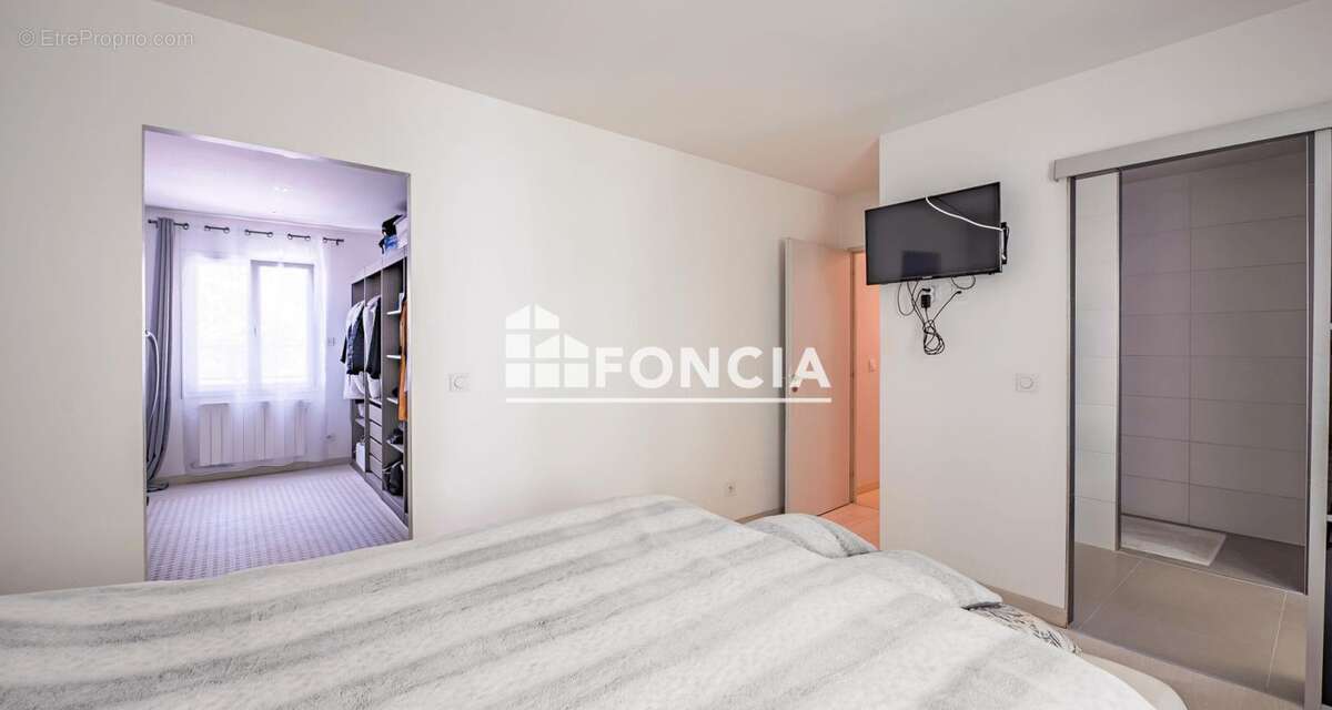 Appartement Duplex 170M2 avec terrasse Vienne direction hôpital - - photo 10