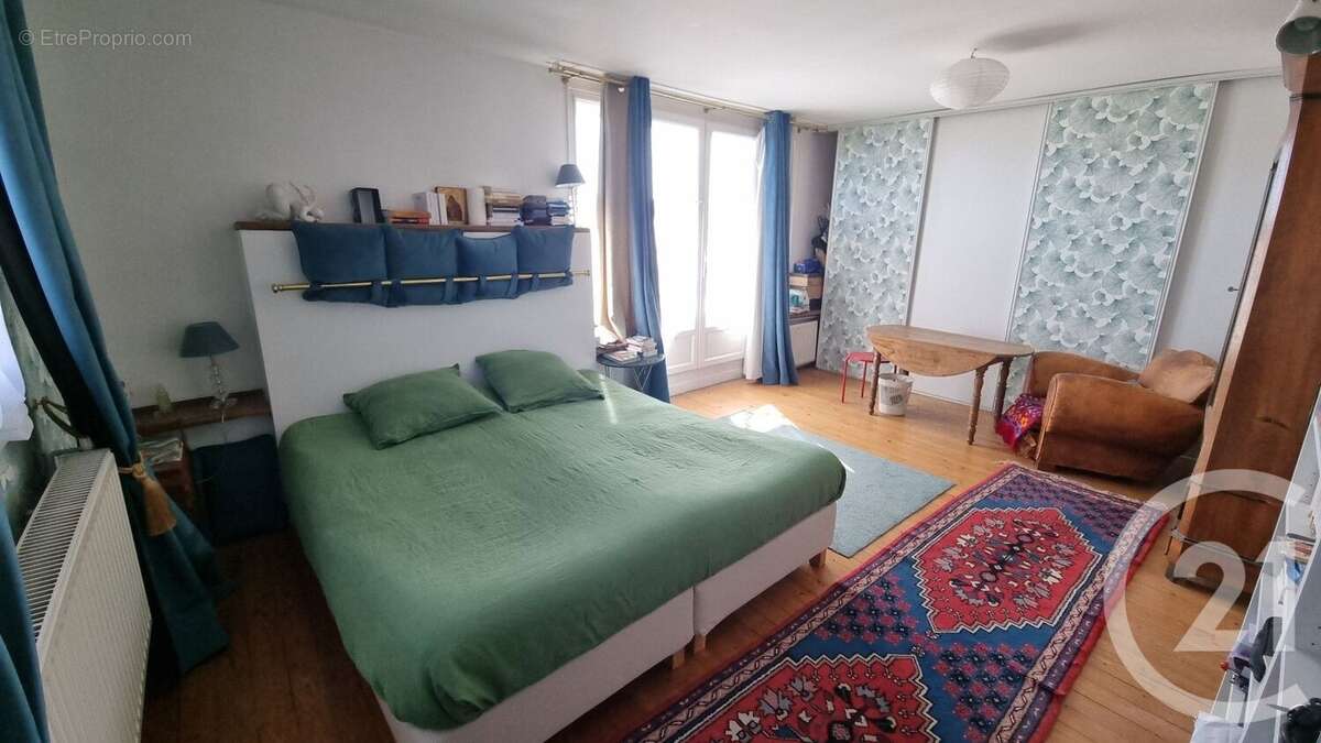 Maison à SAINT-MAUR-DES-FOSSES