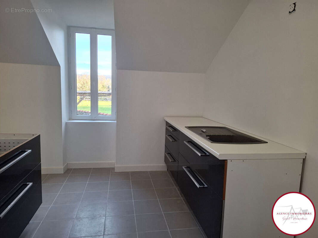 Maison à SAINT-AMAND-MONTROND