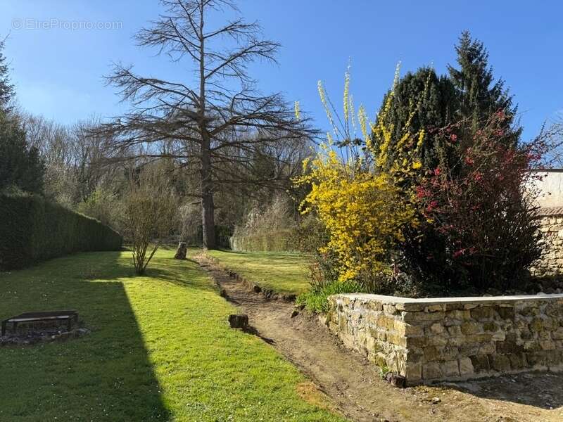 Maison à GRISY-LES-PLATRES