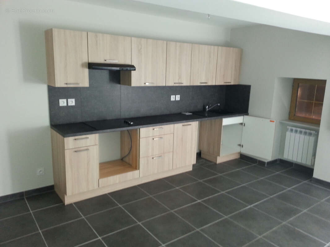 Appartement à SAINT-JEAN-D&#039;ARDIERES