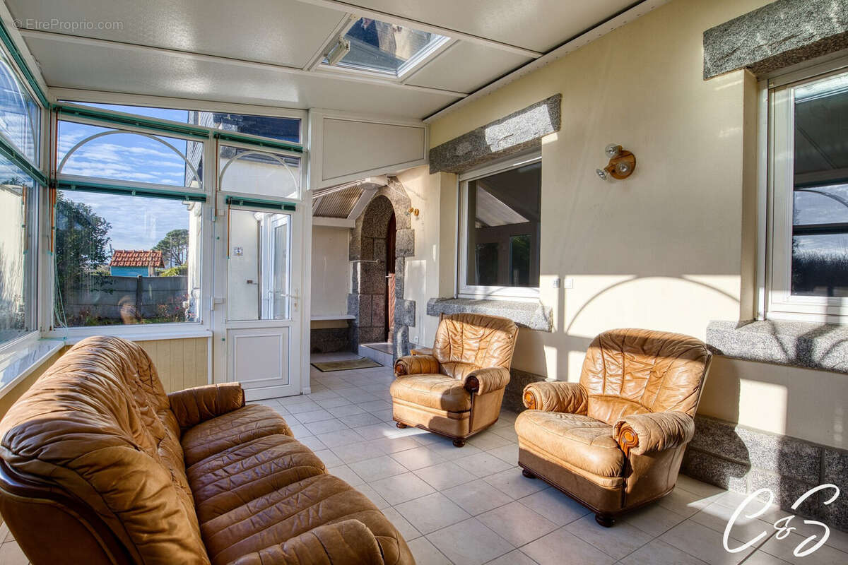 Maison à TREFFIAGAT