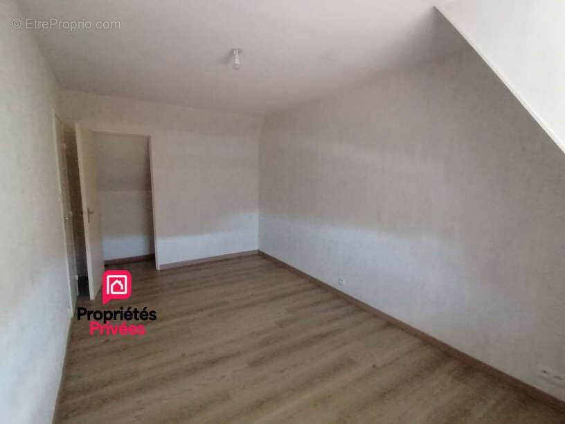 ARGENTAN (61200)  Pavillon 5 pièces, 3 chambres, 100 m2 environ , PRIX 183 750  honoraires 5% à la charge de l'acquéreur inclus  - photo 13