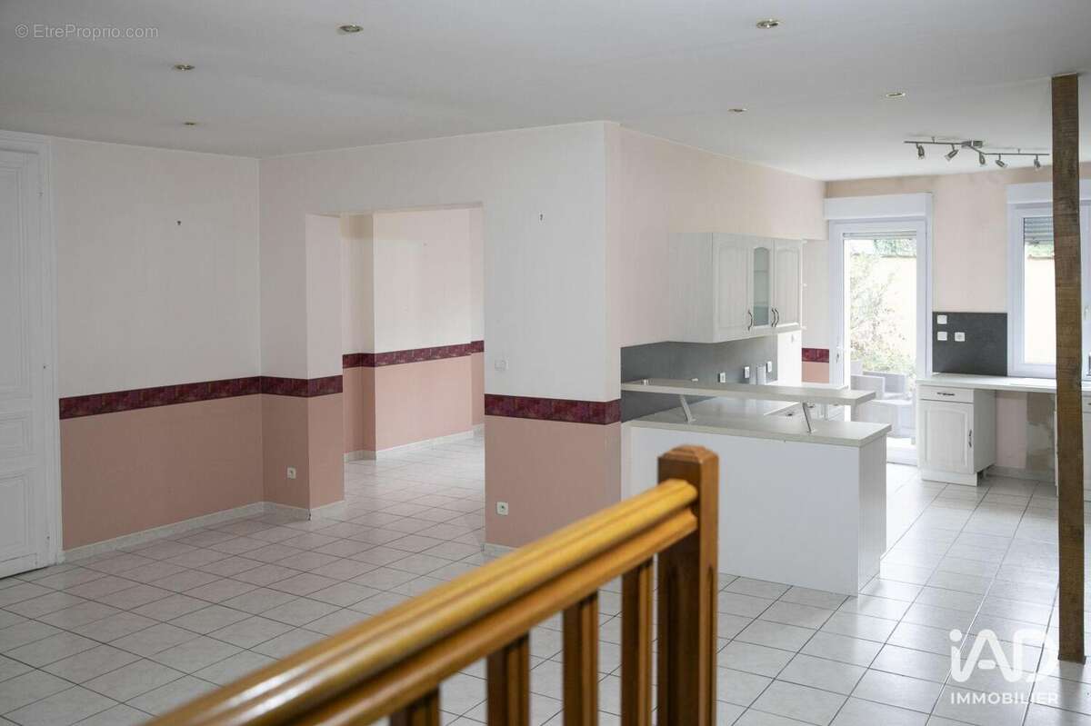 Photo 4 - Commerce à CHALONS-EN-CHAMPAGNE