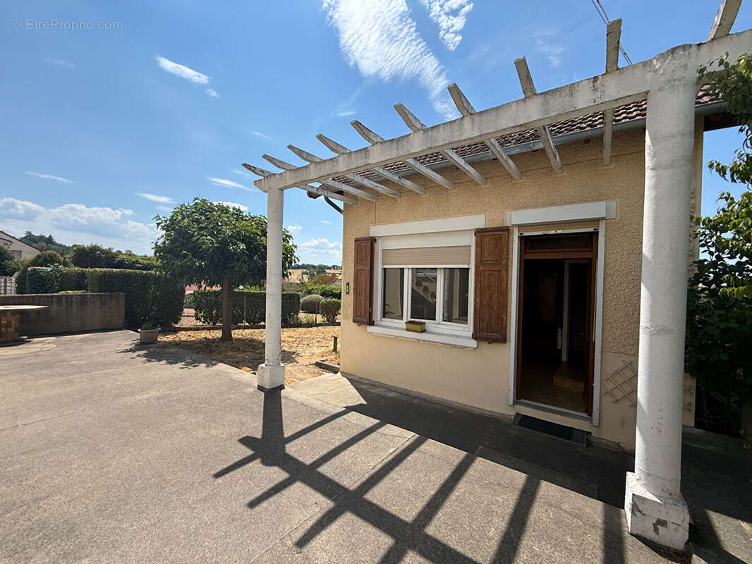 Maison à MONTLUCON