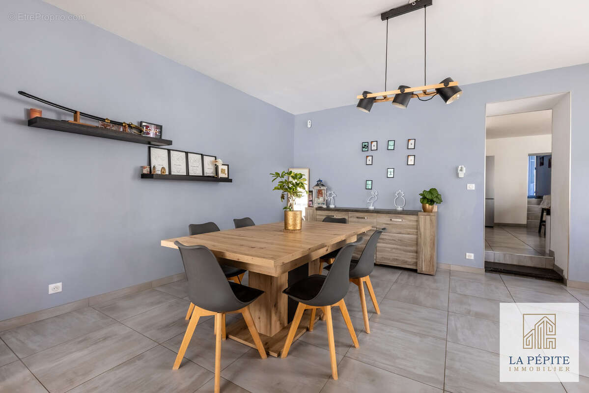 Maison à BRUILLE-SAINT-AMAND