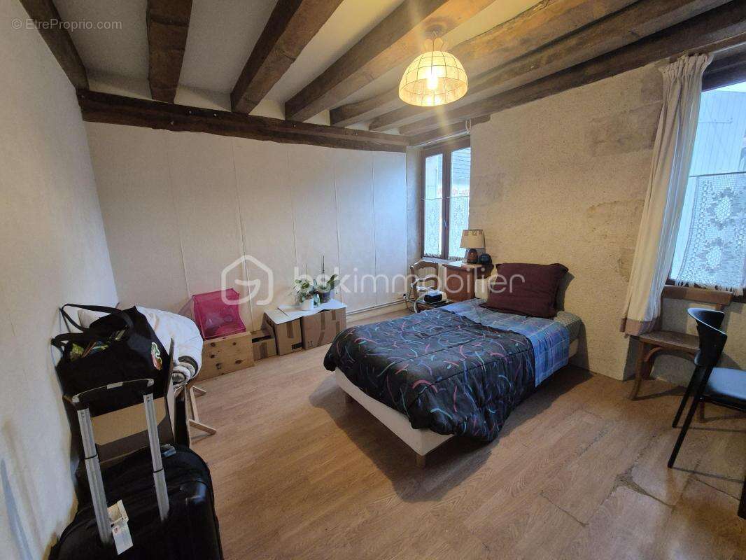 Maison à POILLY-LEZ-GIEN