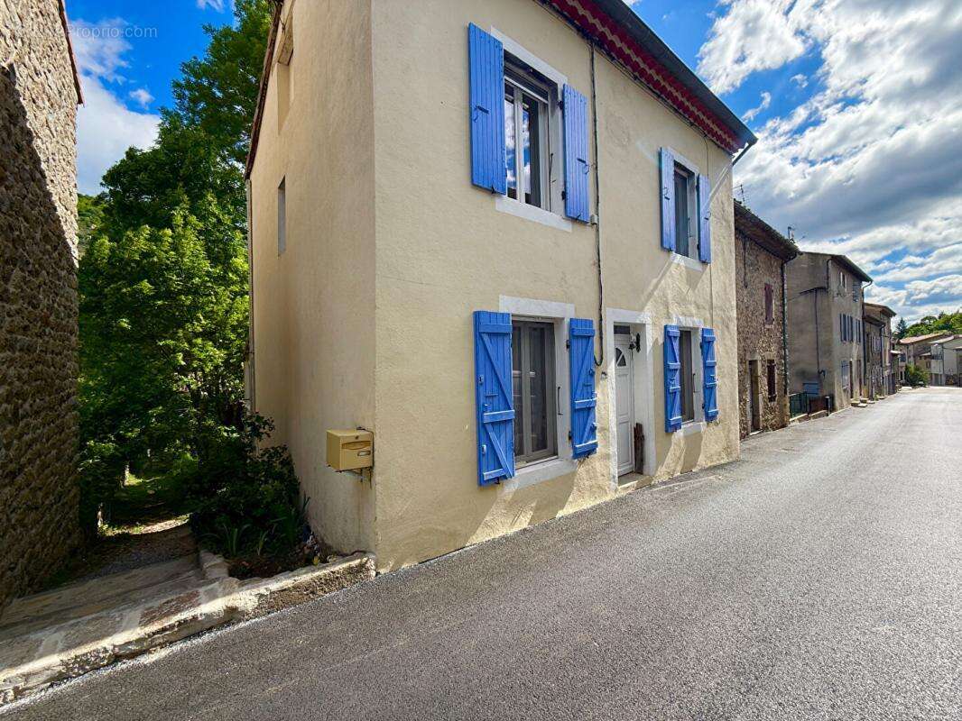 Maison à JAUJAC