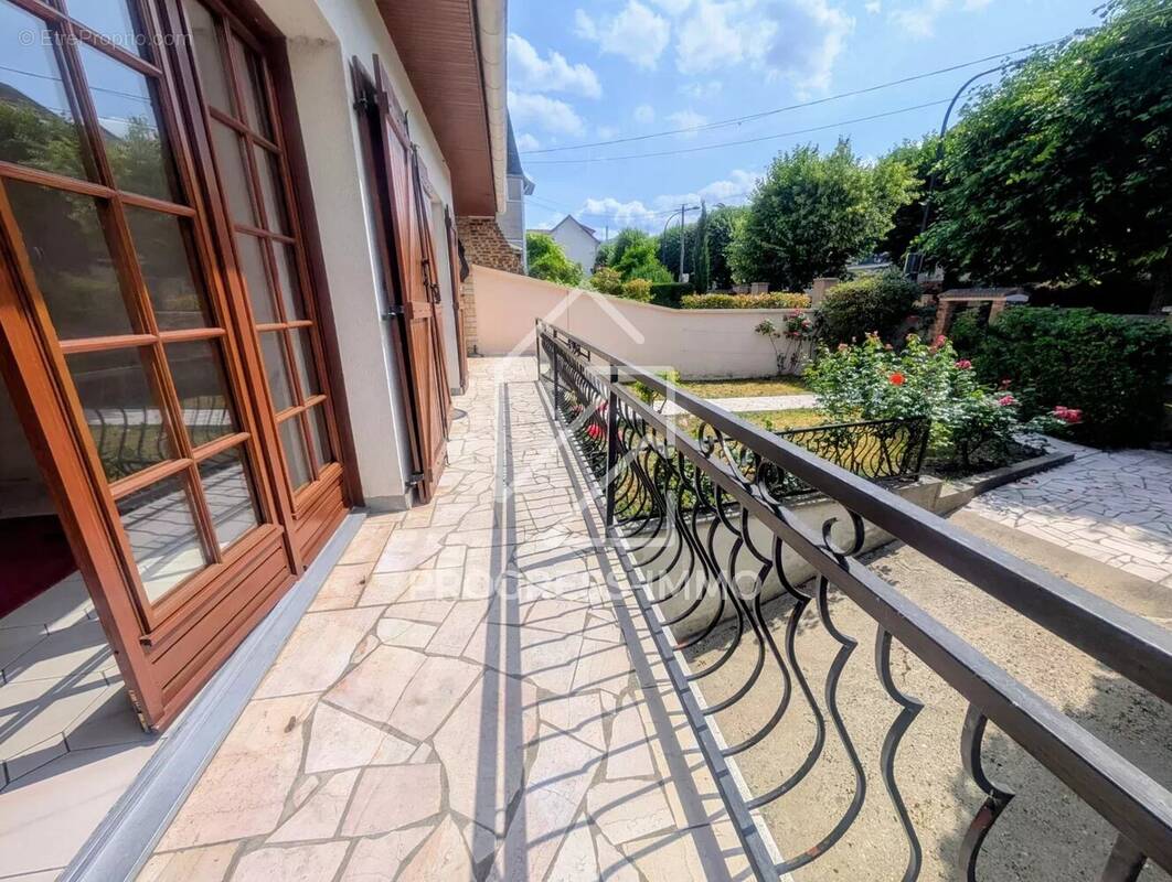 Maison à CHAMPIGNY-SUR-MARNE