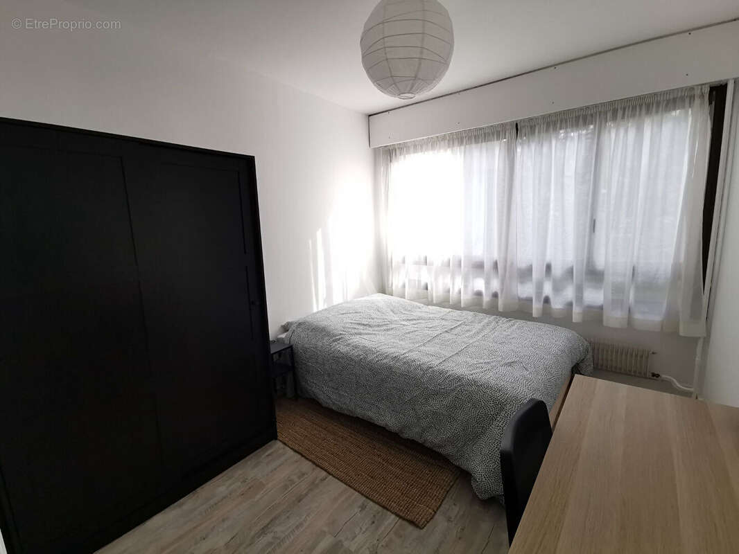 Appartement à LES ULIS