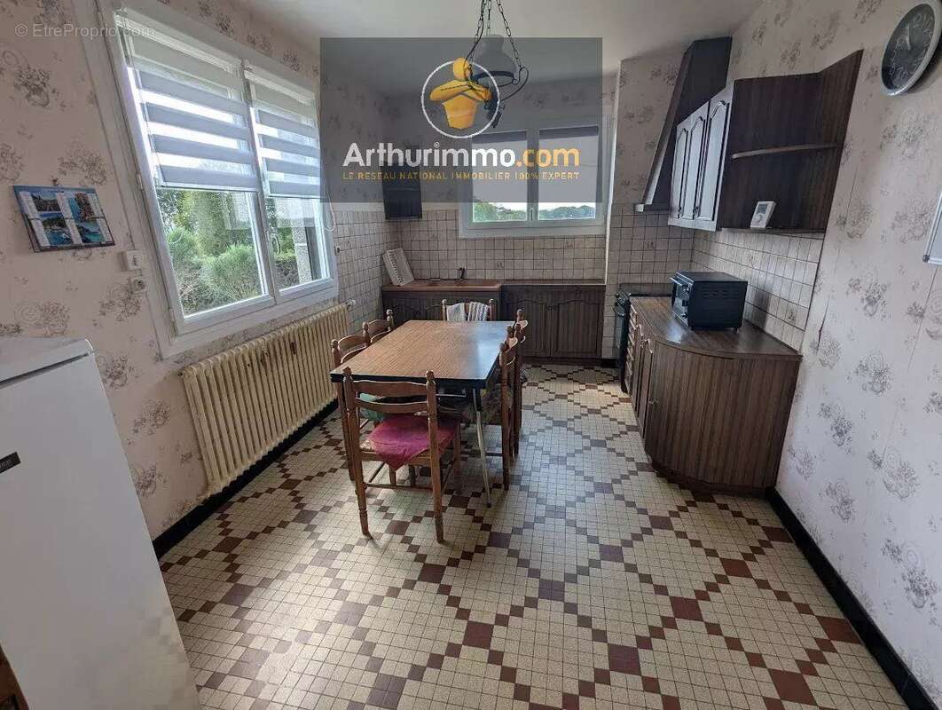 Maison à PLEUGRIFFET