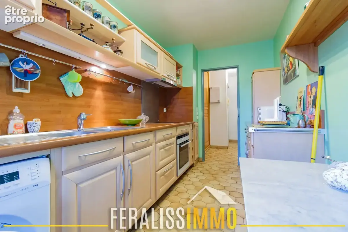Appt F2 résidence fermée et sécurisée ! - photo 7