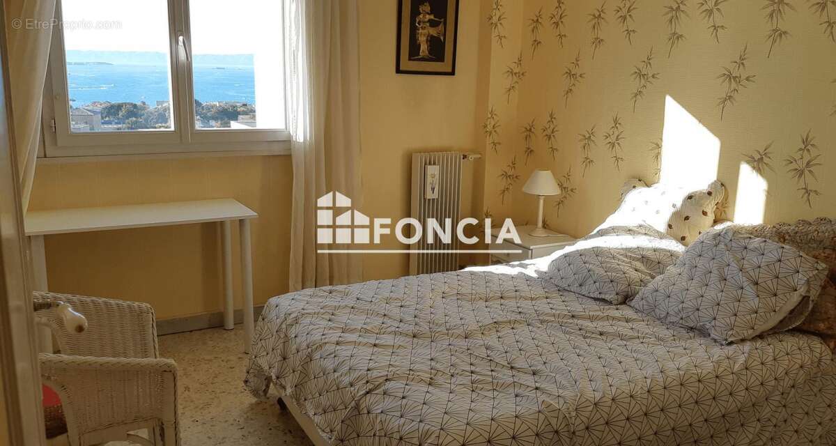 Appartement à MARSEILLE-8E