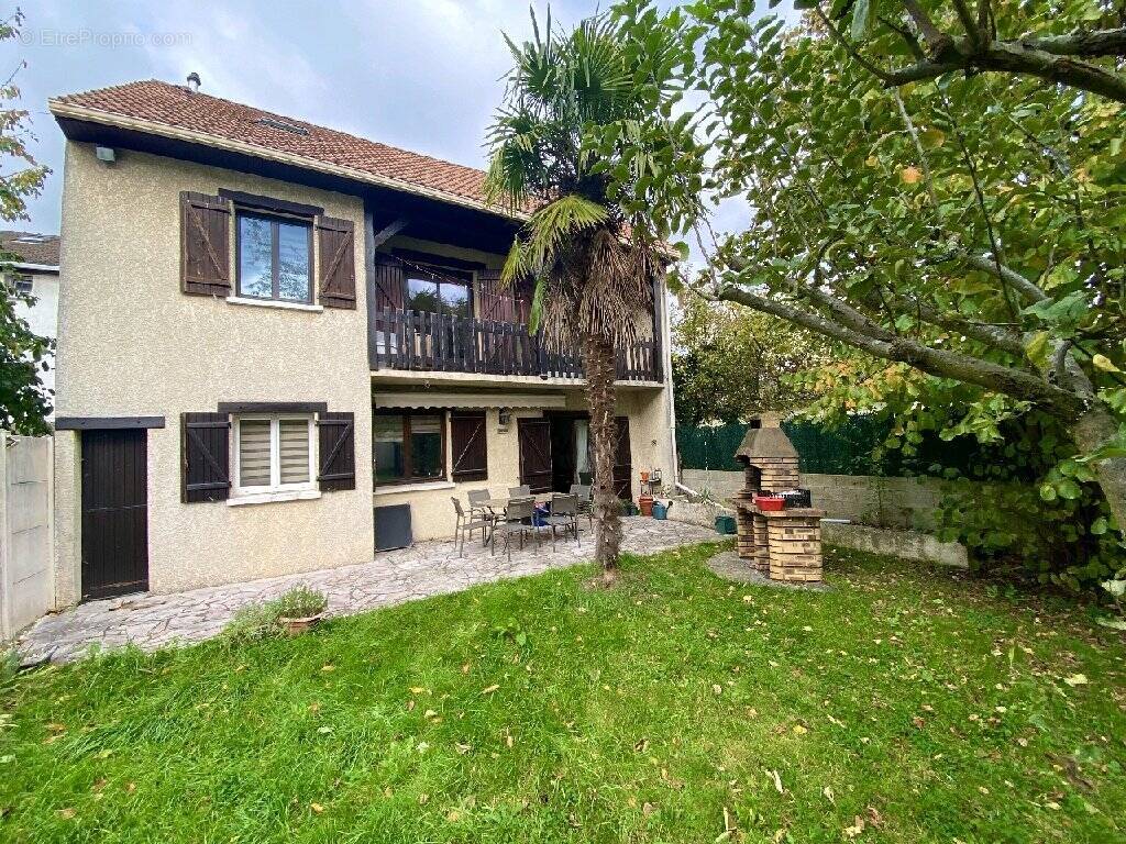 Maison à VILLEPARISIS