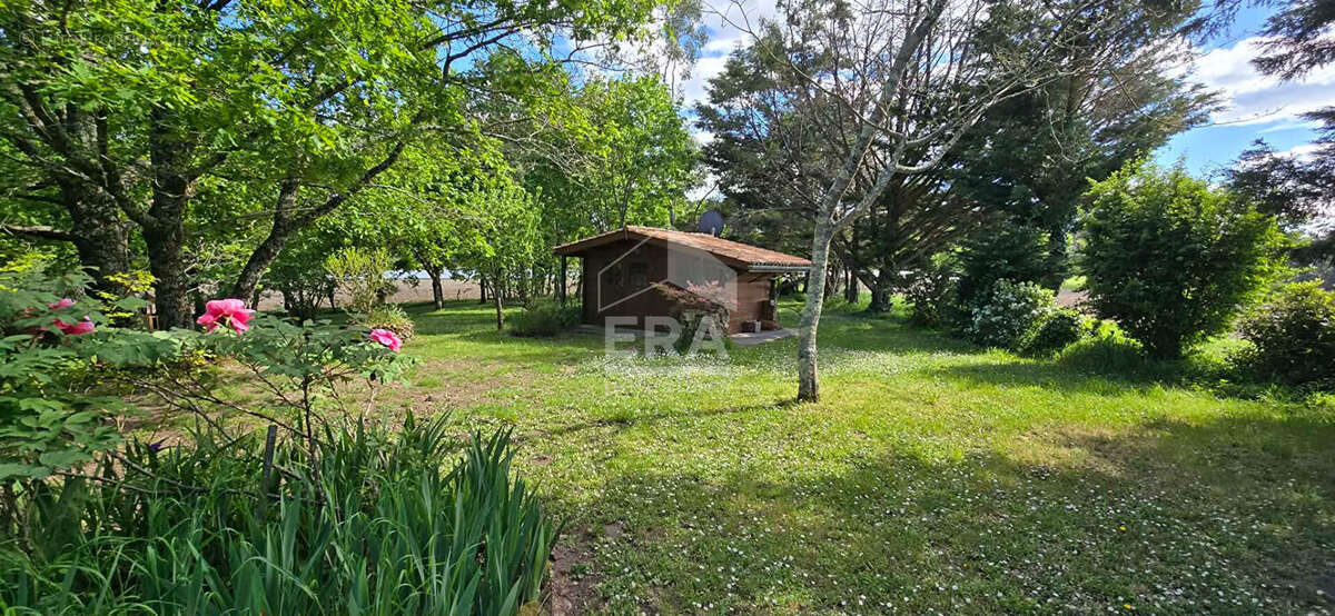 Maison à MONTPON-MENESTEROL