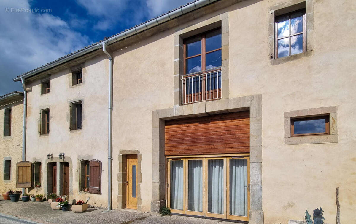 20251014140200 - Maison à MIREPOIX