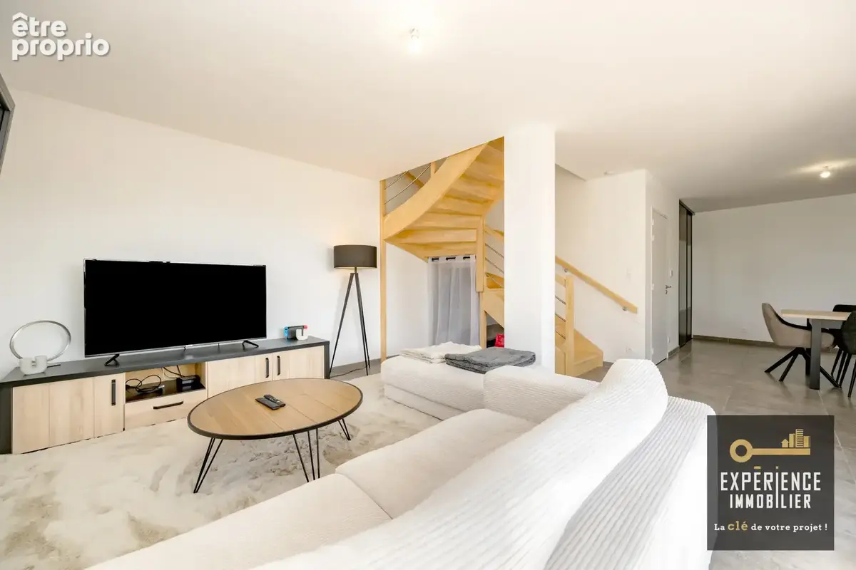 Maison neuve en plein bourg - photo 8