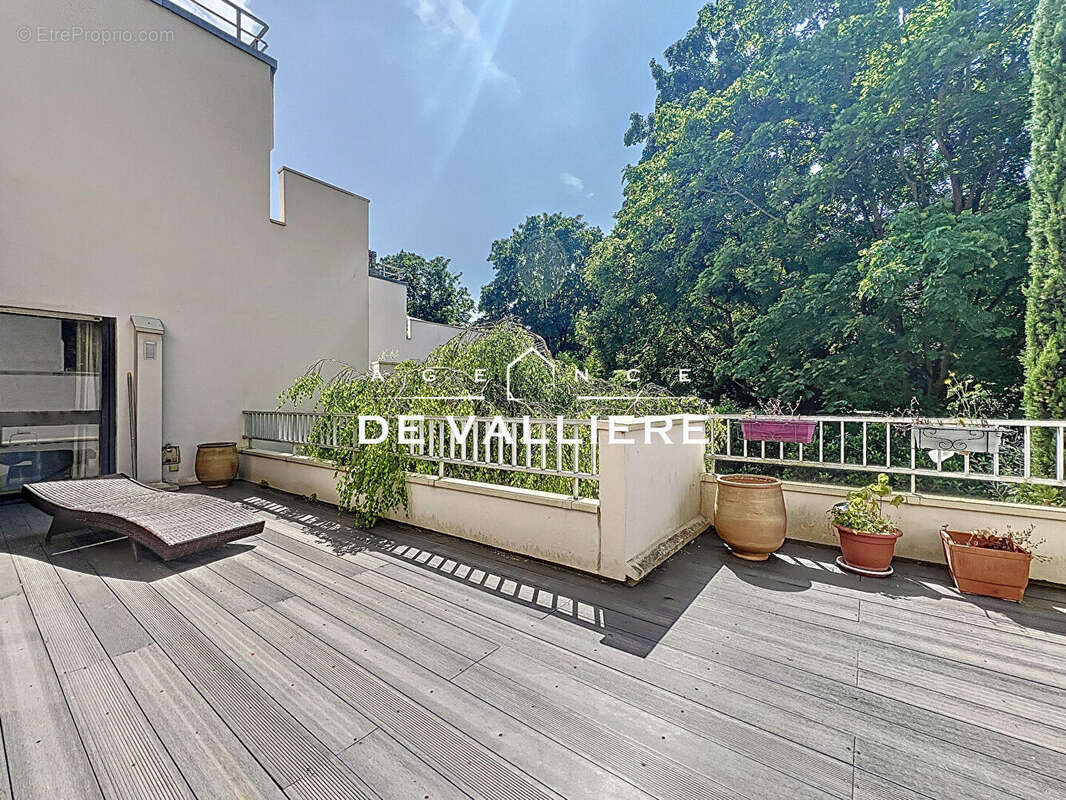 Appartement à NANTERRE