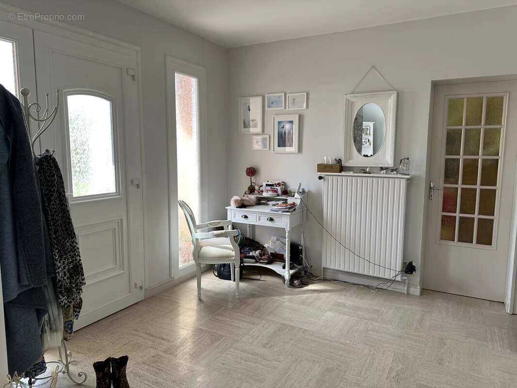 Maison à LEVES