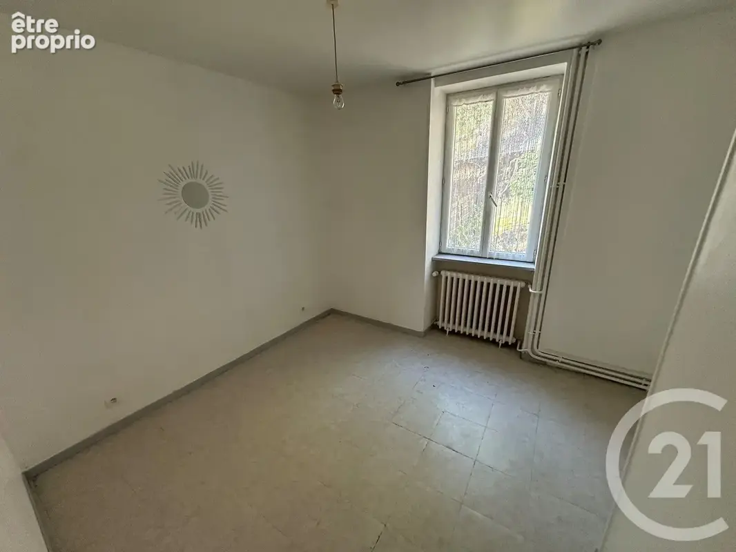 Maison 7 pièces 265 m² à vendre à Montreuillon (58800) - photo 12