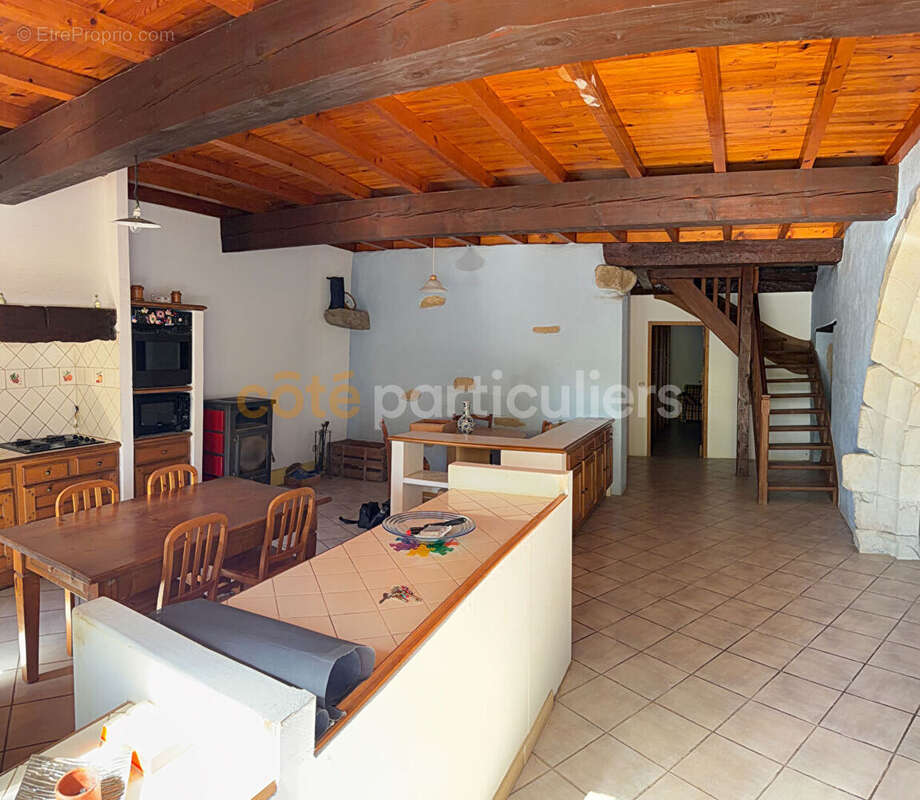 Maison de caractère en pierre, Hameau des Tuileries d'Affiac . Peyriac-Minervois - photo 8