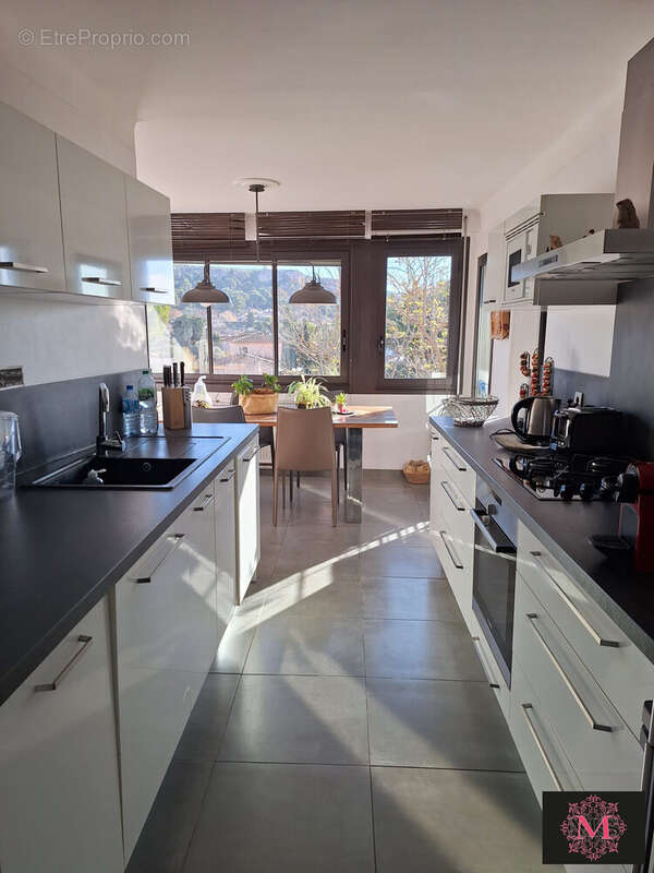 Appartement à VITROLLES