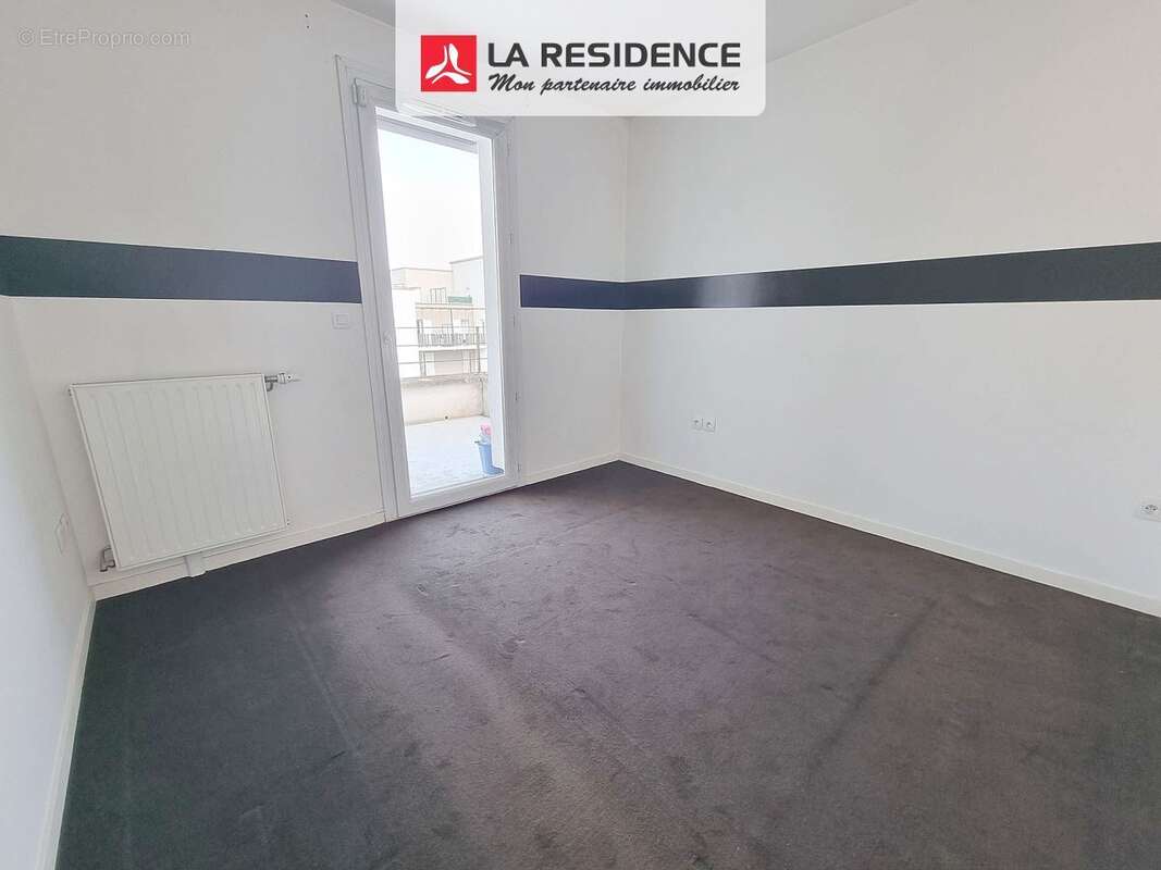 Appartement 55 m² à Stains  - photo 9