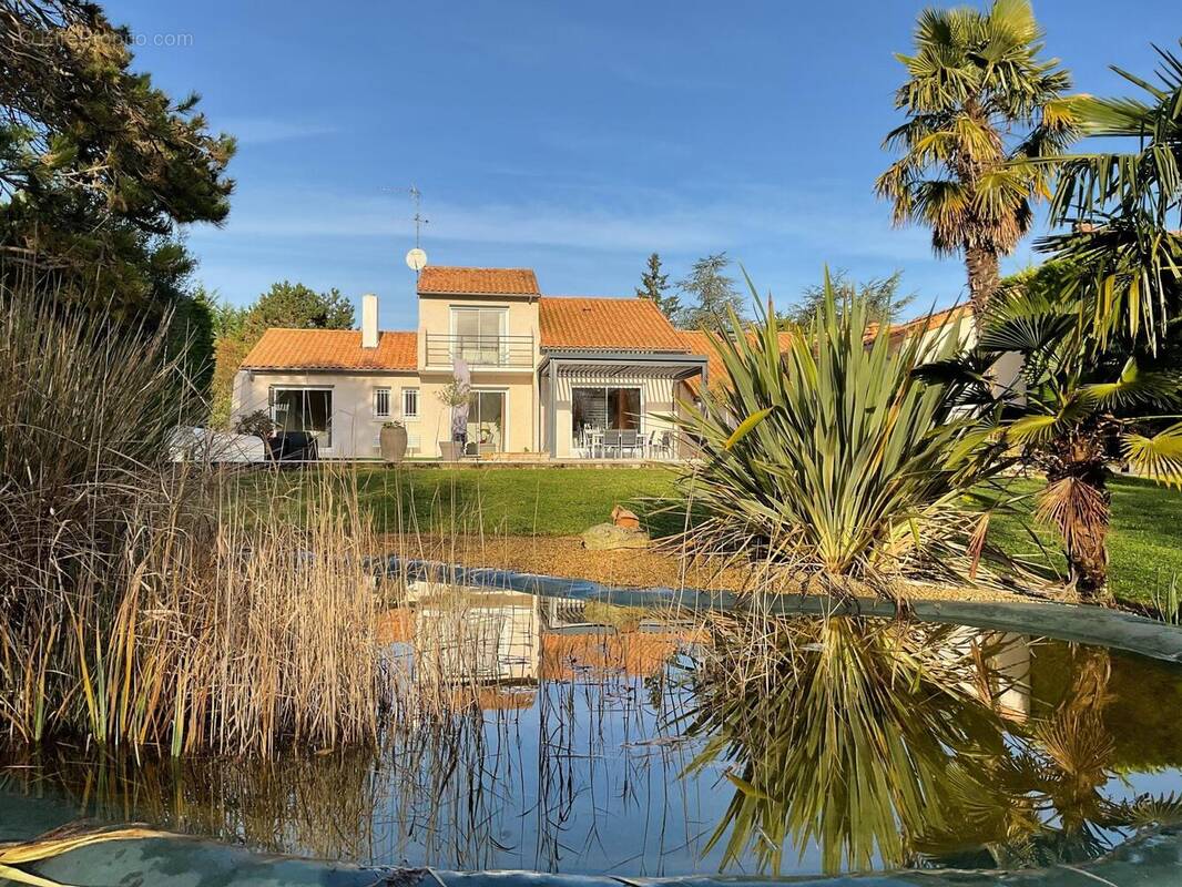 Photo 1 - Maison à MIGNE-AUXANCES