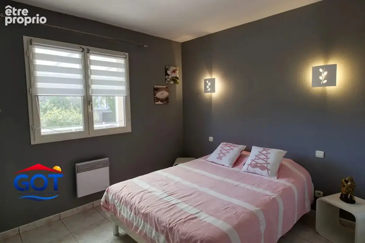 CLAIRA - Villa 4 faces de 122 m² utiles avec piscine, garage et extérieur parfaitement aménagé - photo 10