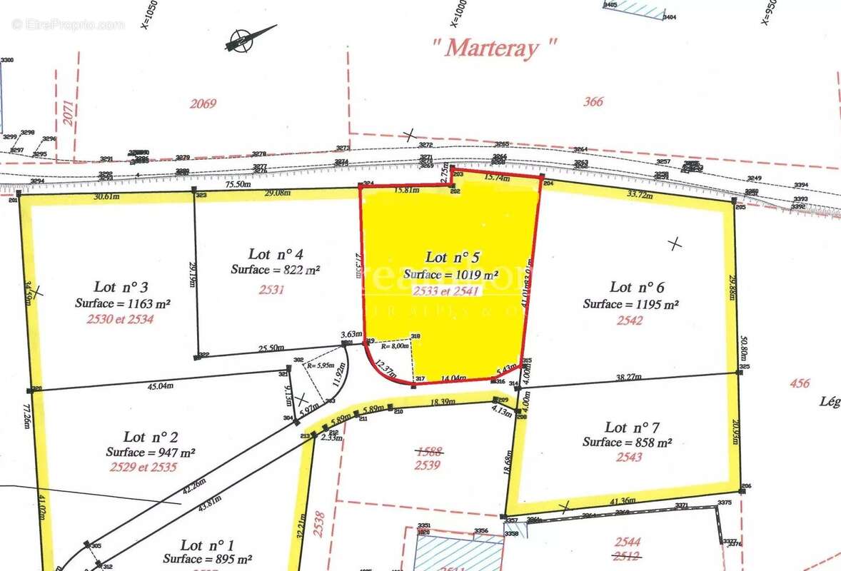 Terrain à SAINT-NICOLAS-LA-CHAPELLE