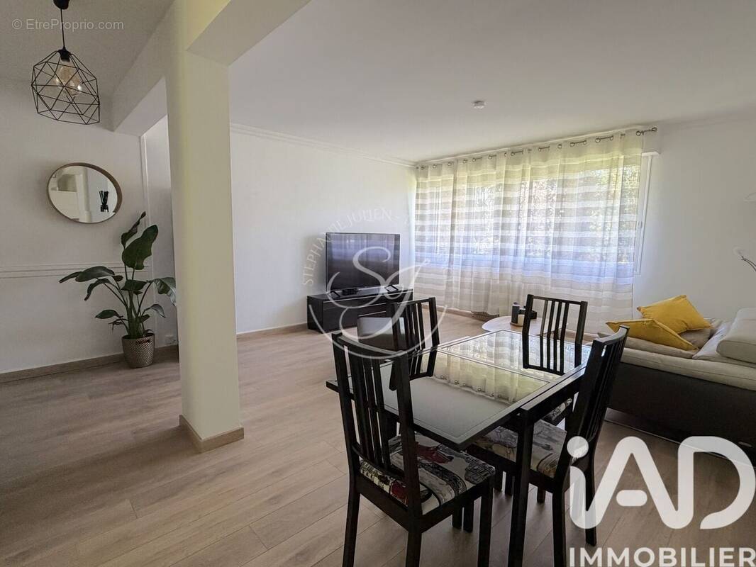 Photo 1 - Appartement à ETIOLLES