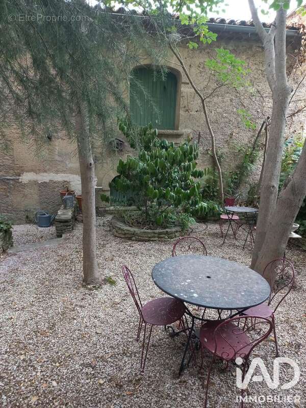 Maison 220 m² à Poilhes  - photo 8