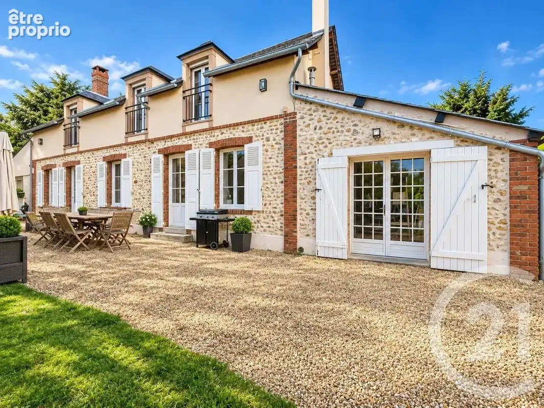 Maison 5 pièces 160 m² à vendre à Chartres (28000) - photo 2