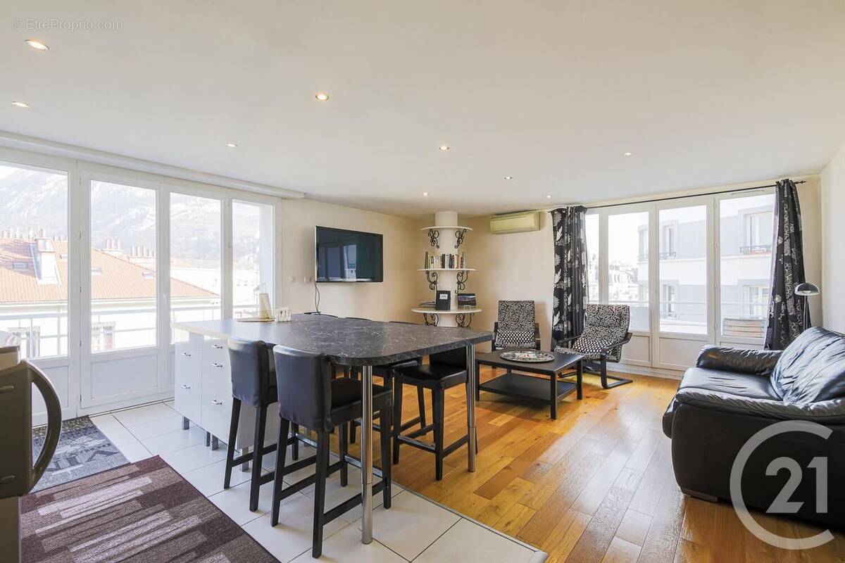 Appartement à GRENOBLE