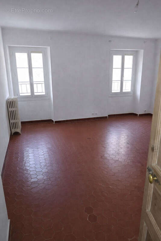 Maison à BARJOLS