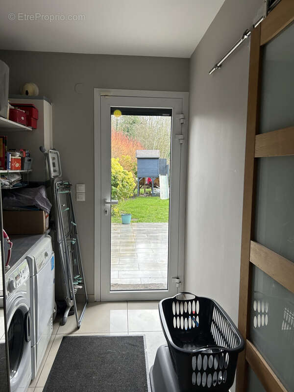 Libercourt : pavillon individuel semi plain-pied 160 m2 habitables  5 chambres+bureau - photo 12