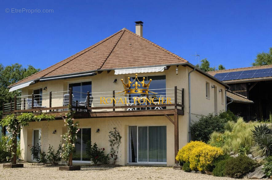 Maison à CHATELLERAULT