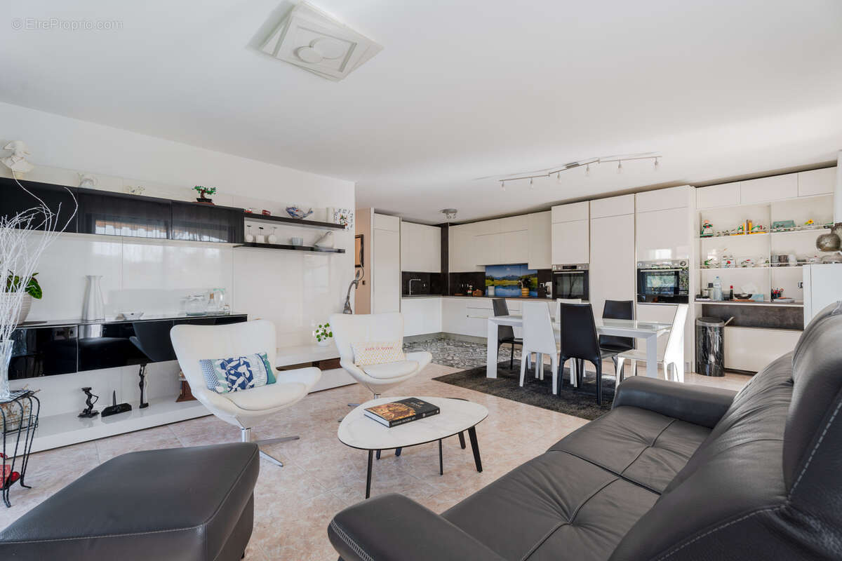 Appartement à HYERES