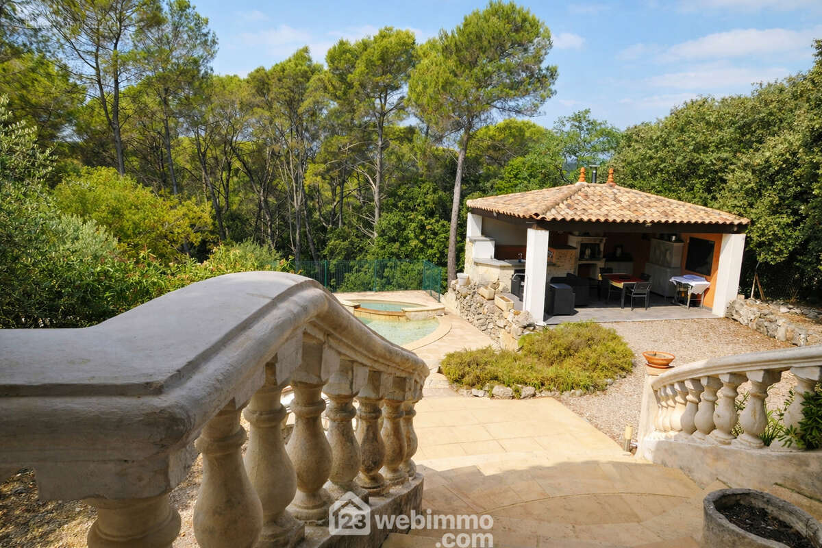 Maison 160 m² à Lorgues  - photo 26