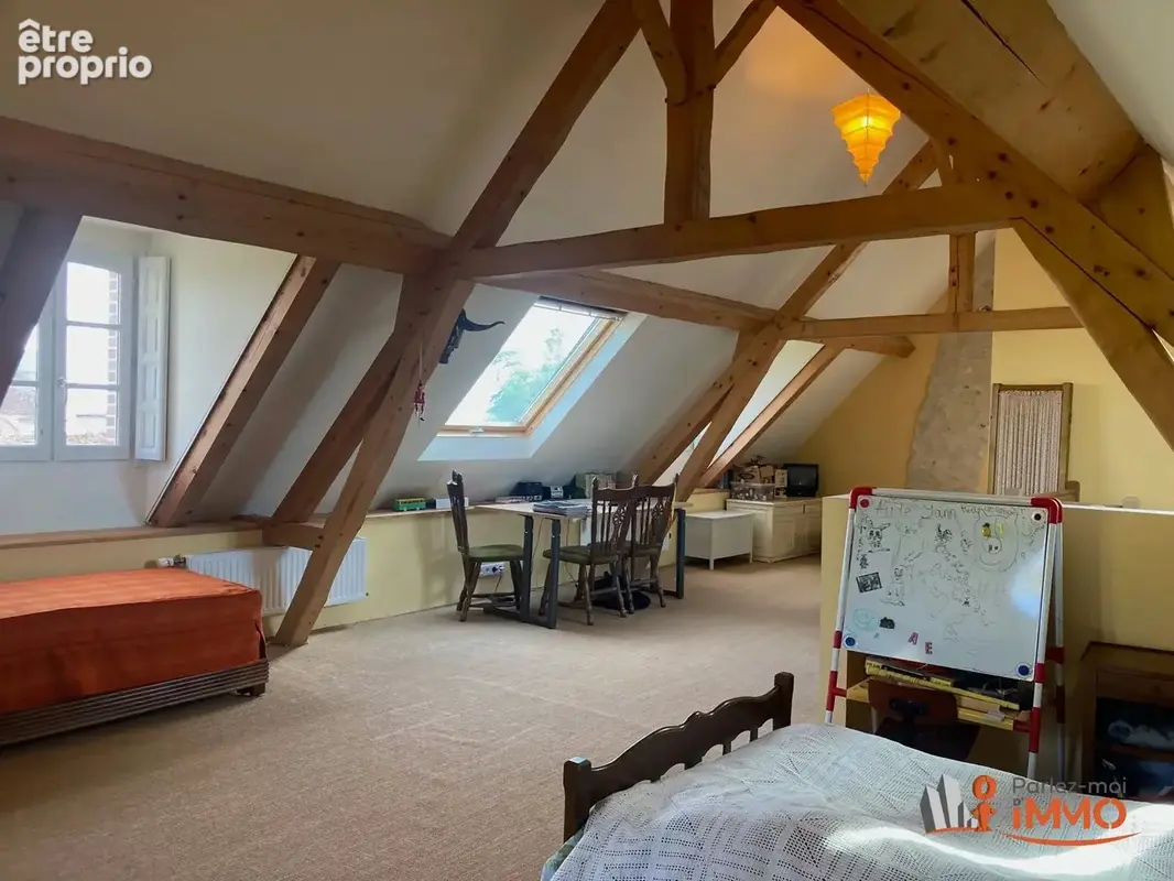 Beaucoup de charme pour cette maison bourgeoise rénovée. - photo 7