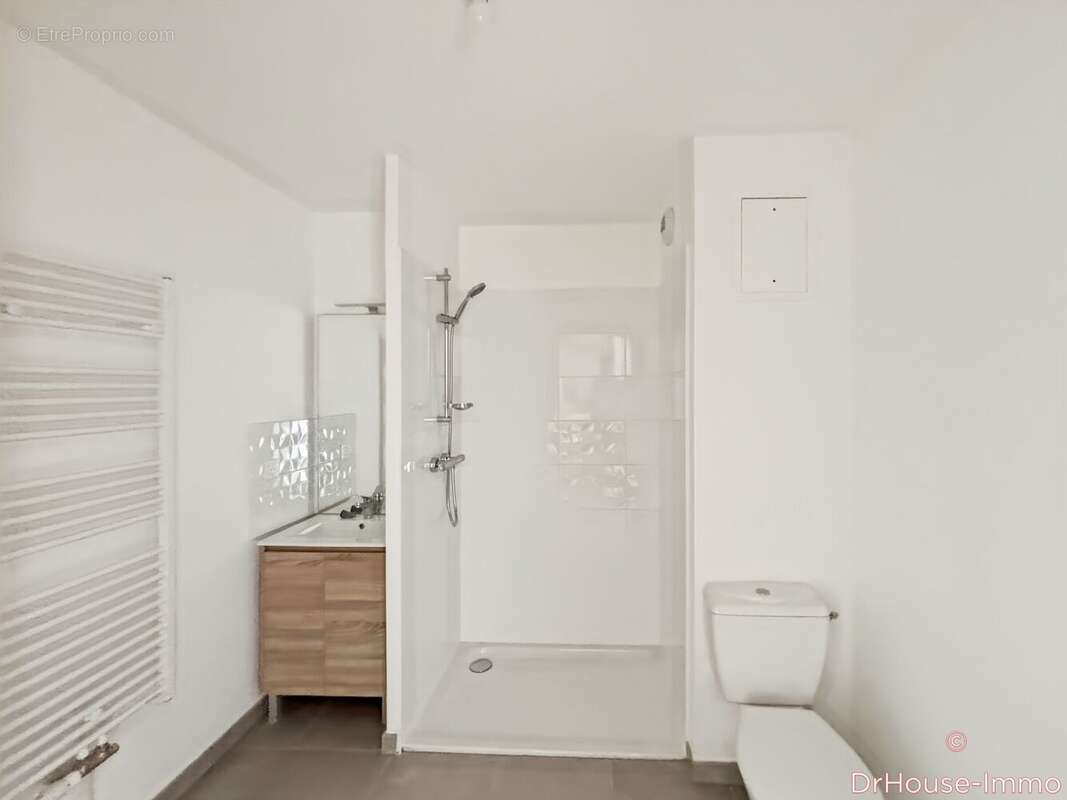 Appartement 61 m² à Merignac  - photo 32