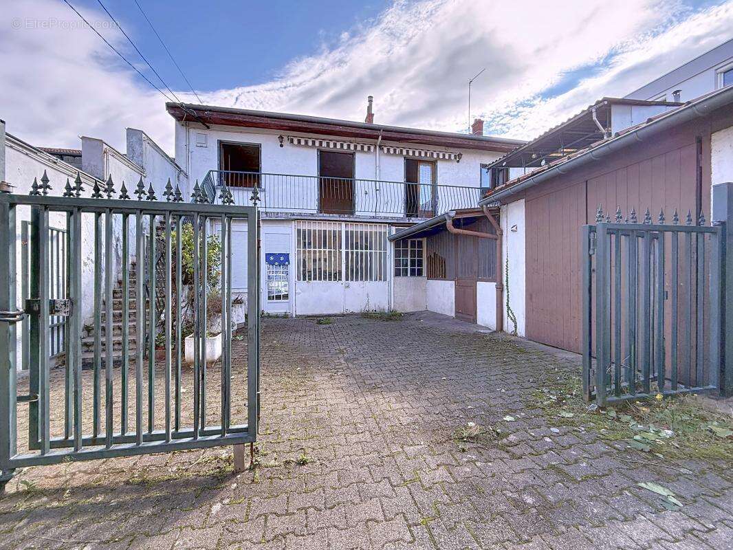 Appartement à VILLEURBANNE