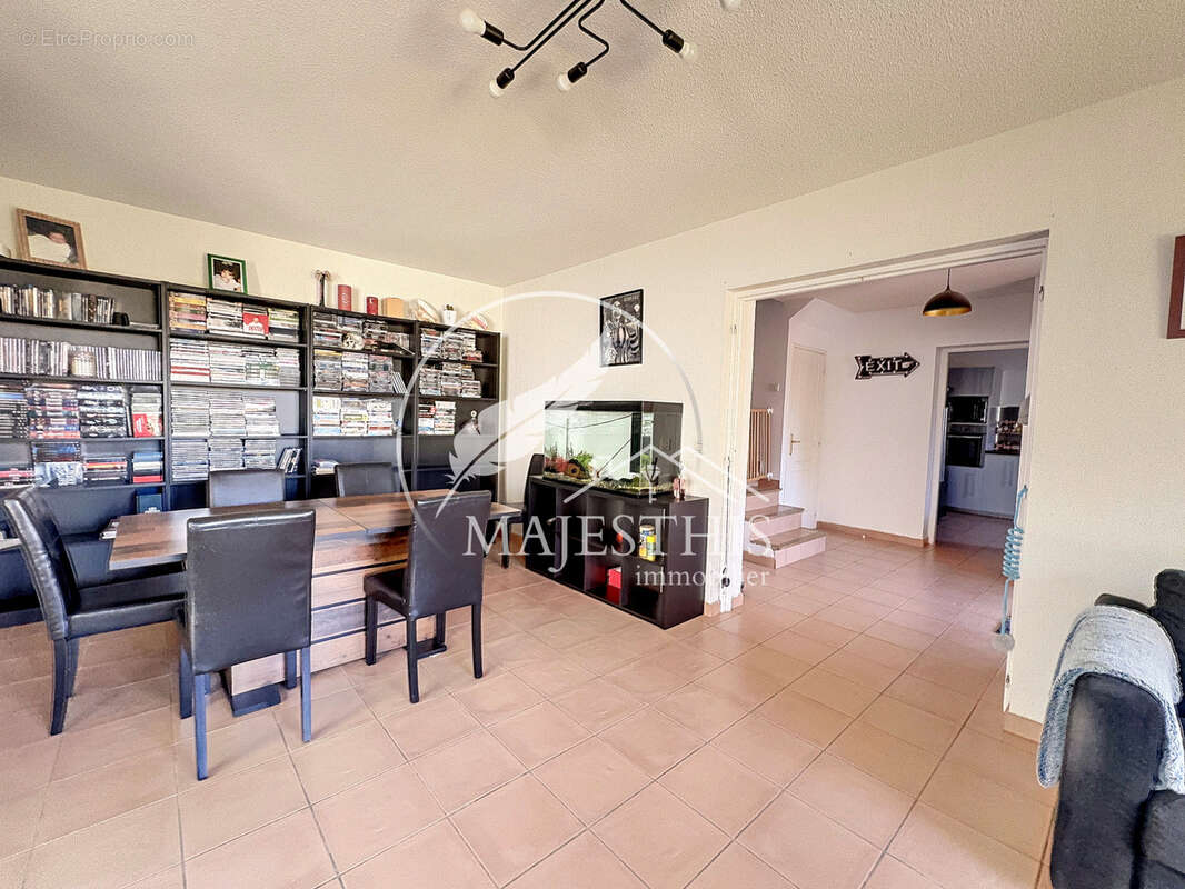 Le luc - maison de 104 m2 avec garage - 3 chambres - terrain de 583 m2 6 proche centre ville - photo 9