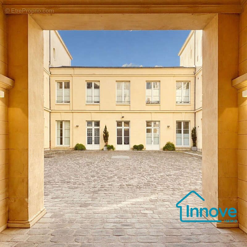 Appartement à VERSAILLES