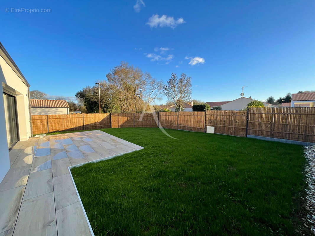 Maison à SAINT-HILAIRE-LA-FORET